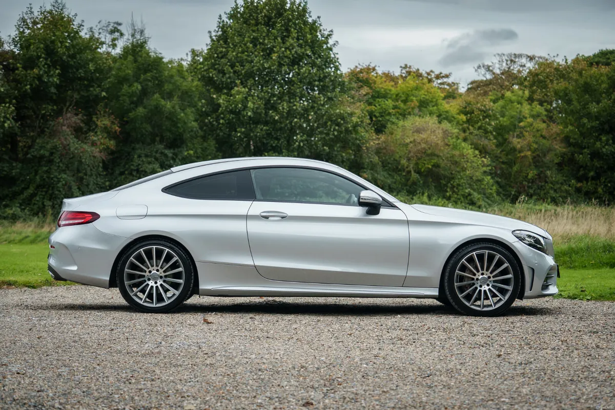 2019 Mercedes-Benz C200 AMG Line - Facelift Model - Image 5