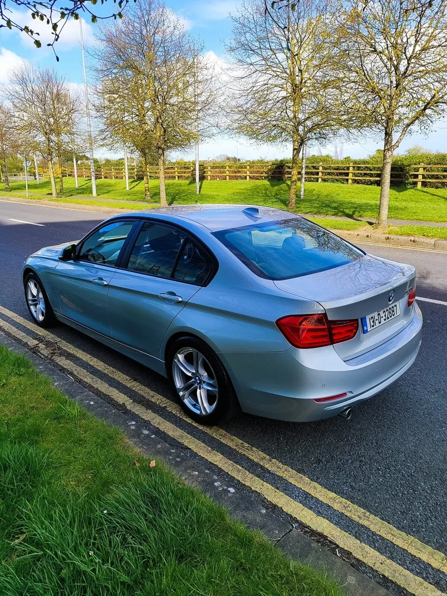 BMW 3-Series 320D Auto Leather - Image 4