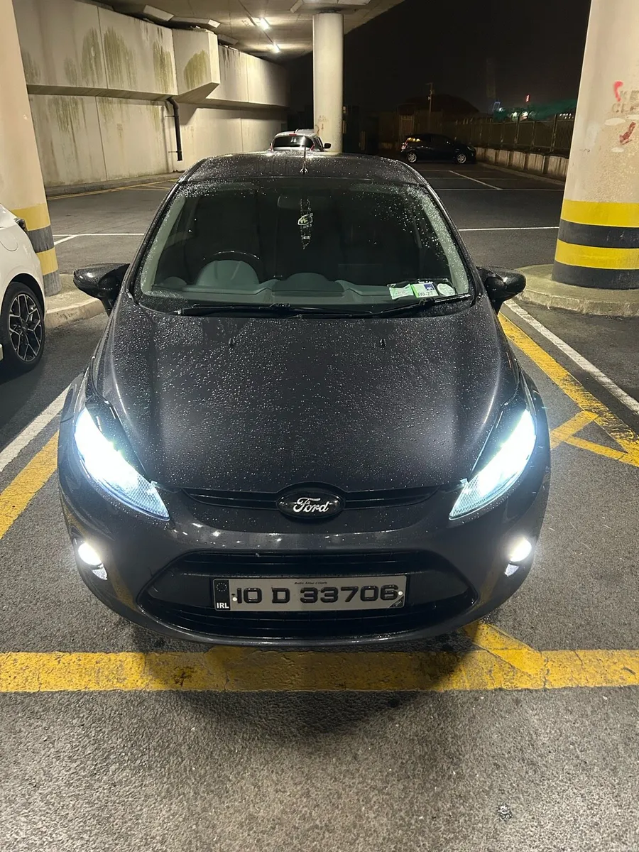 Car - Image 2