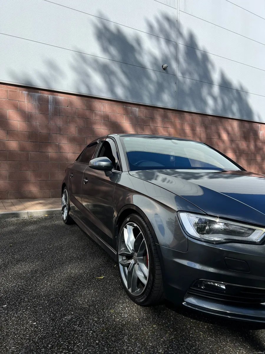 2015 Audi A3 2.0 saloon sline - Image 3