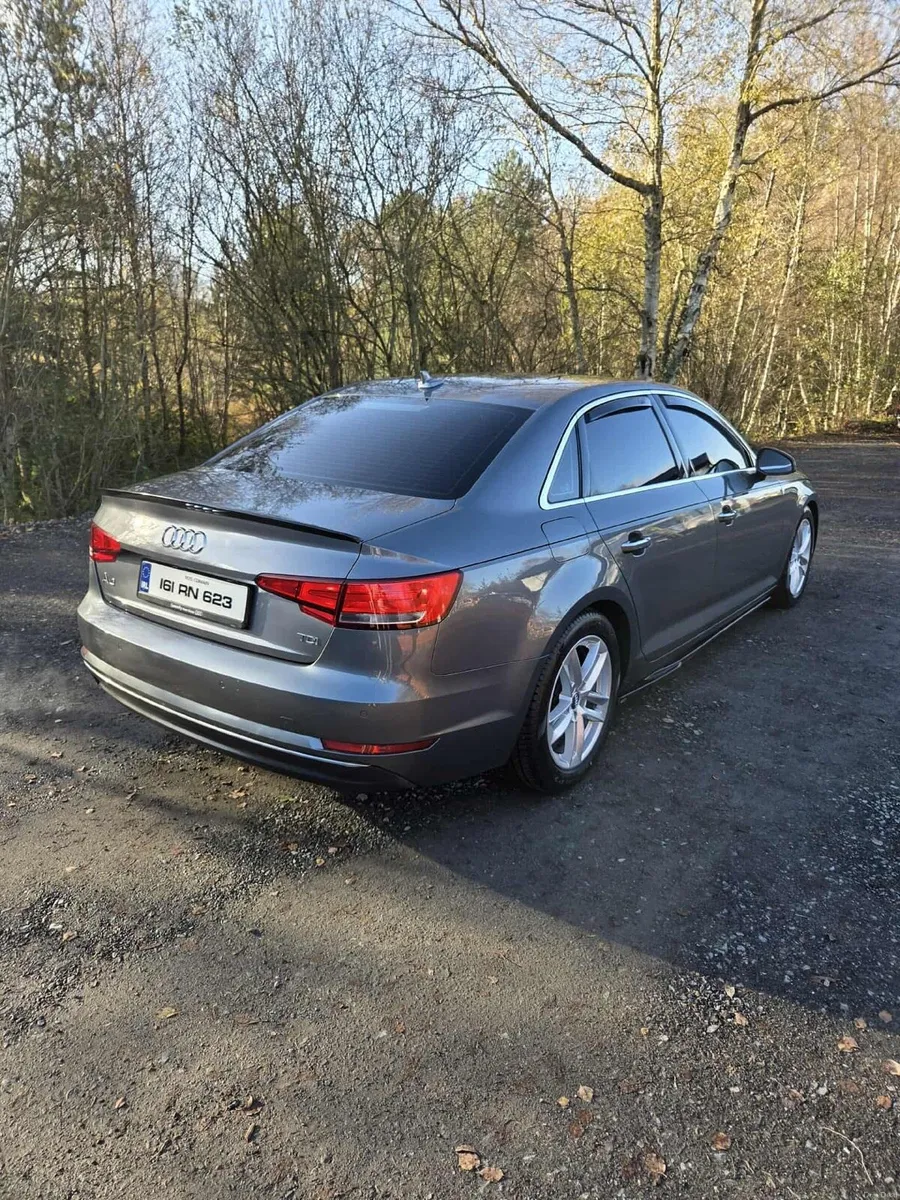 Audi A4 - Image 2