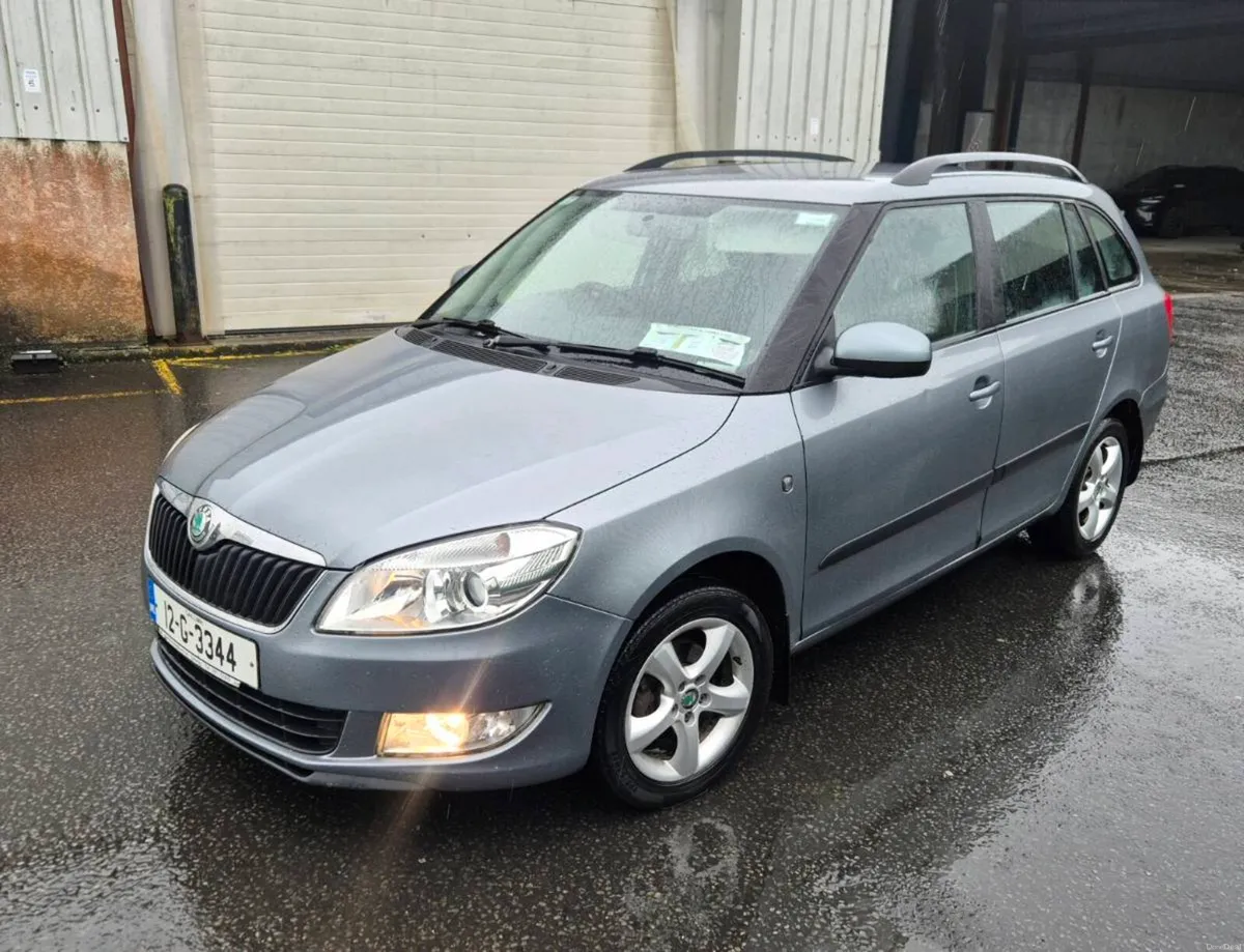 2012 SKODA FABIA - Image 4