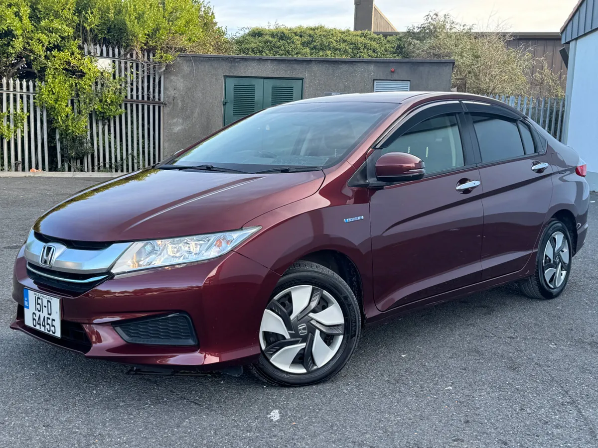Honda Grace 2015 Hybrid 1.5 Automatic - Image 2