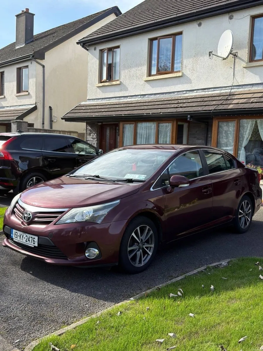 2015 Toyota Avensis 2.0 D-4D Saloon - Image 3