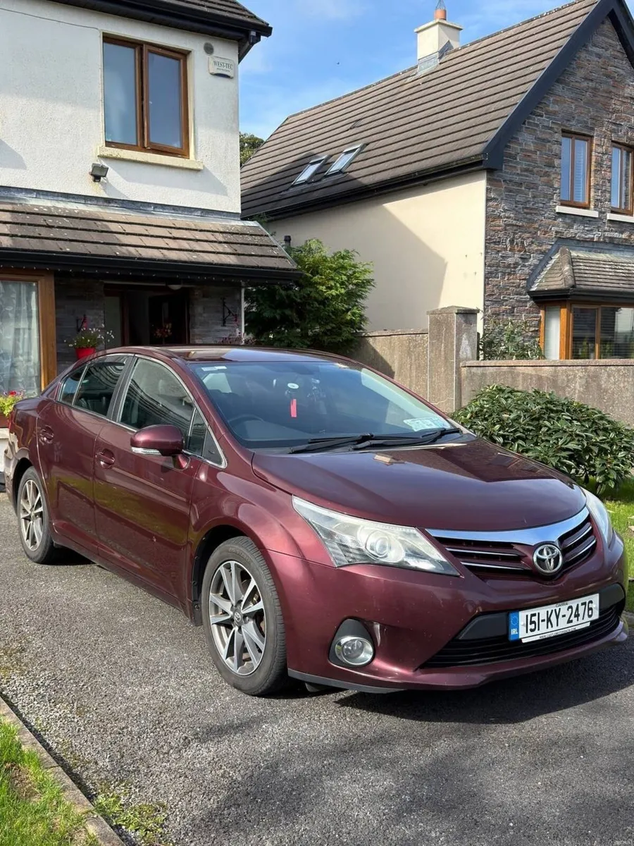 2015 Toyota Avensis 2.0 D-4D Saloon - Image 1
