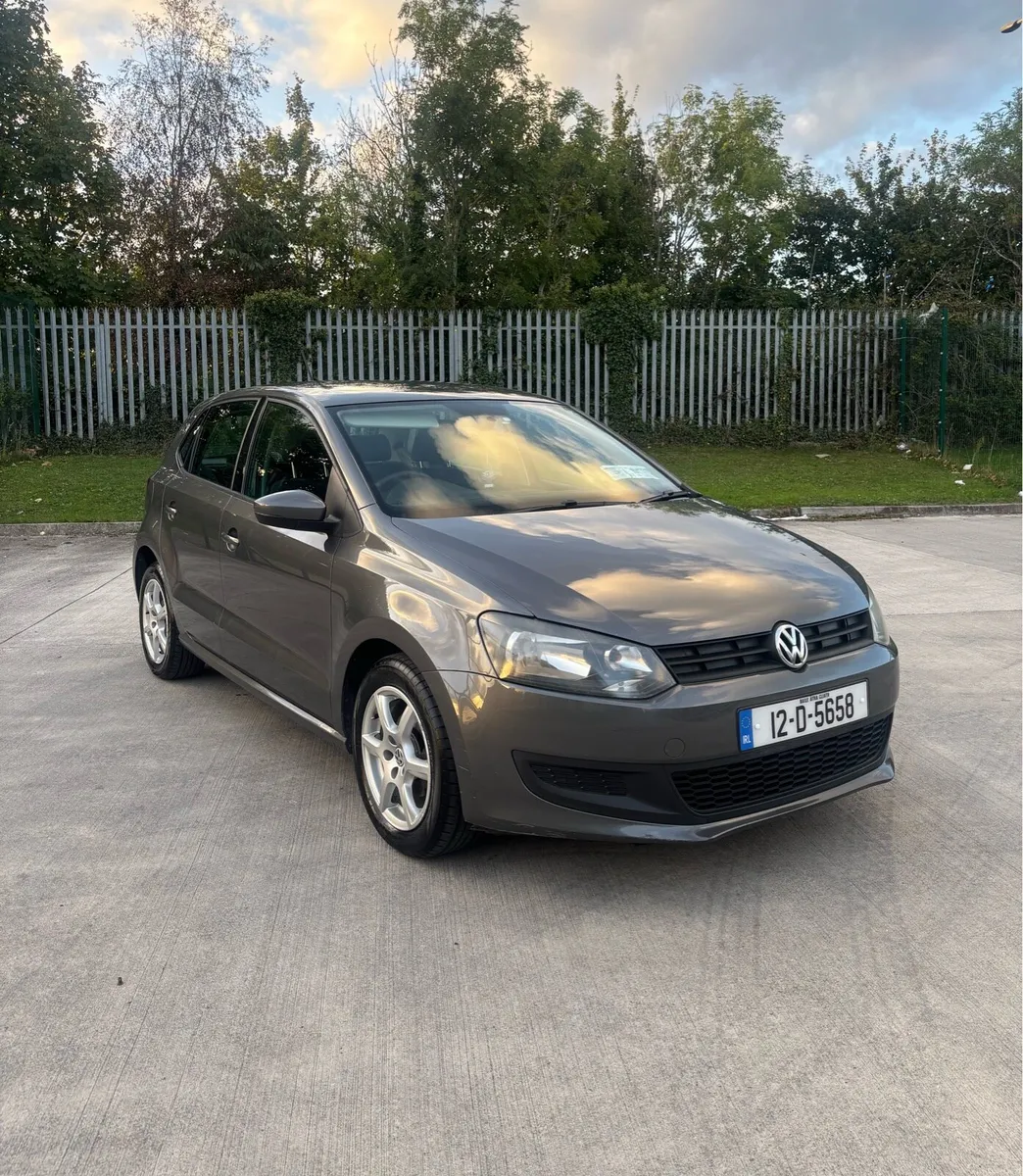 2012 Volkswagen Polo - Image 1