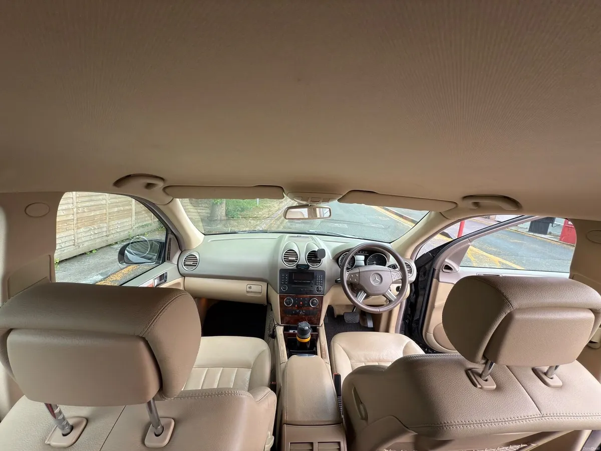 Mercedes - Image 5