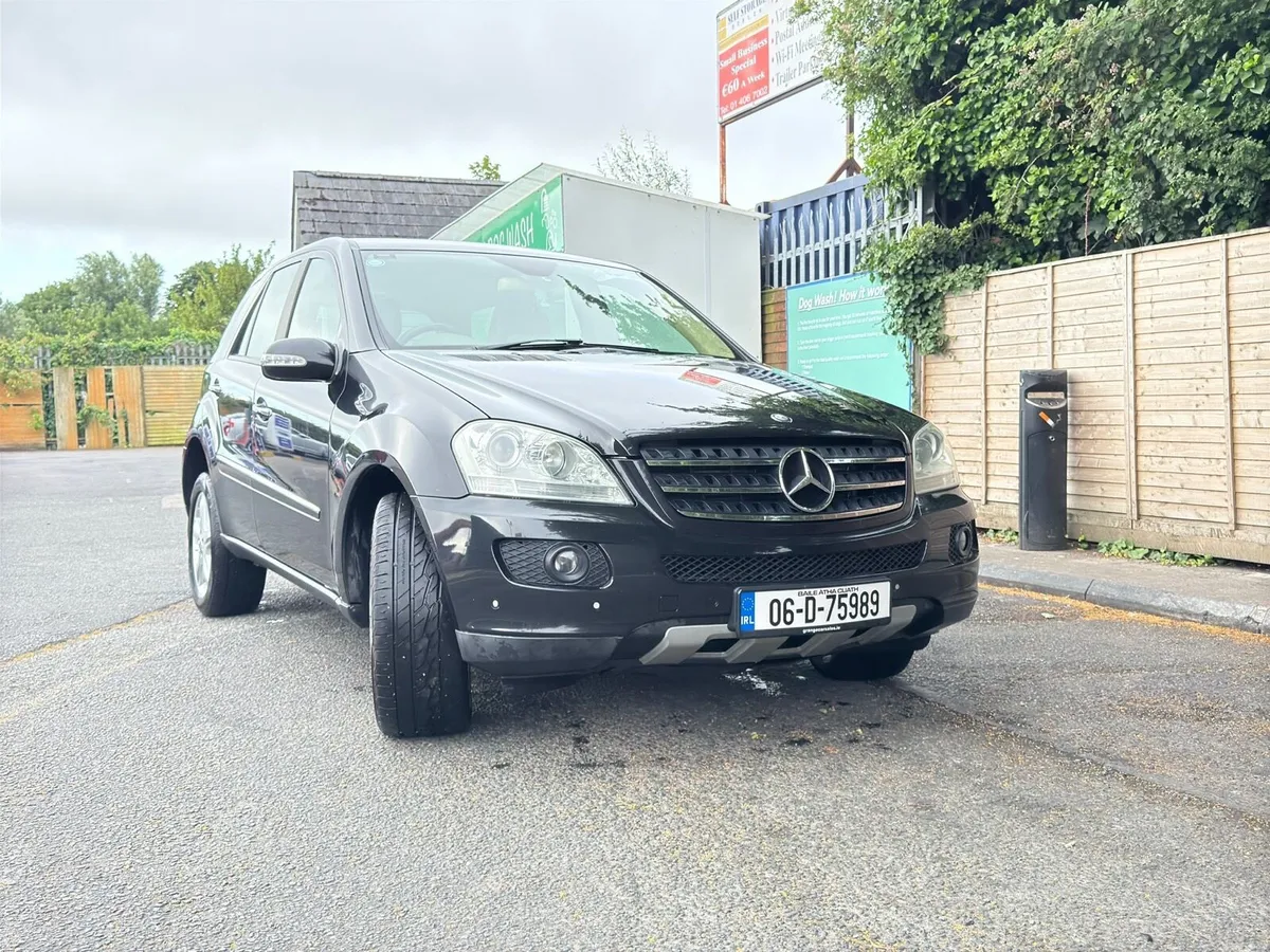 Mercedes - Image 2