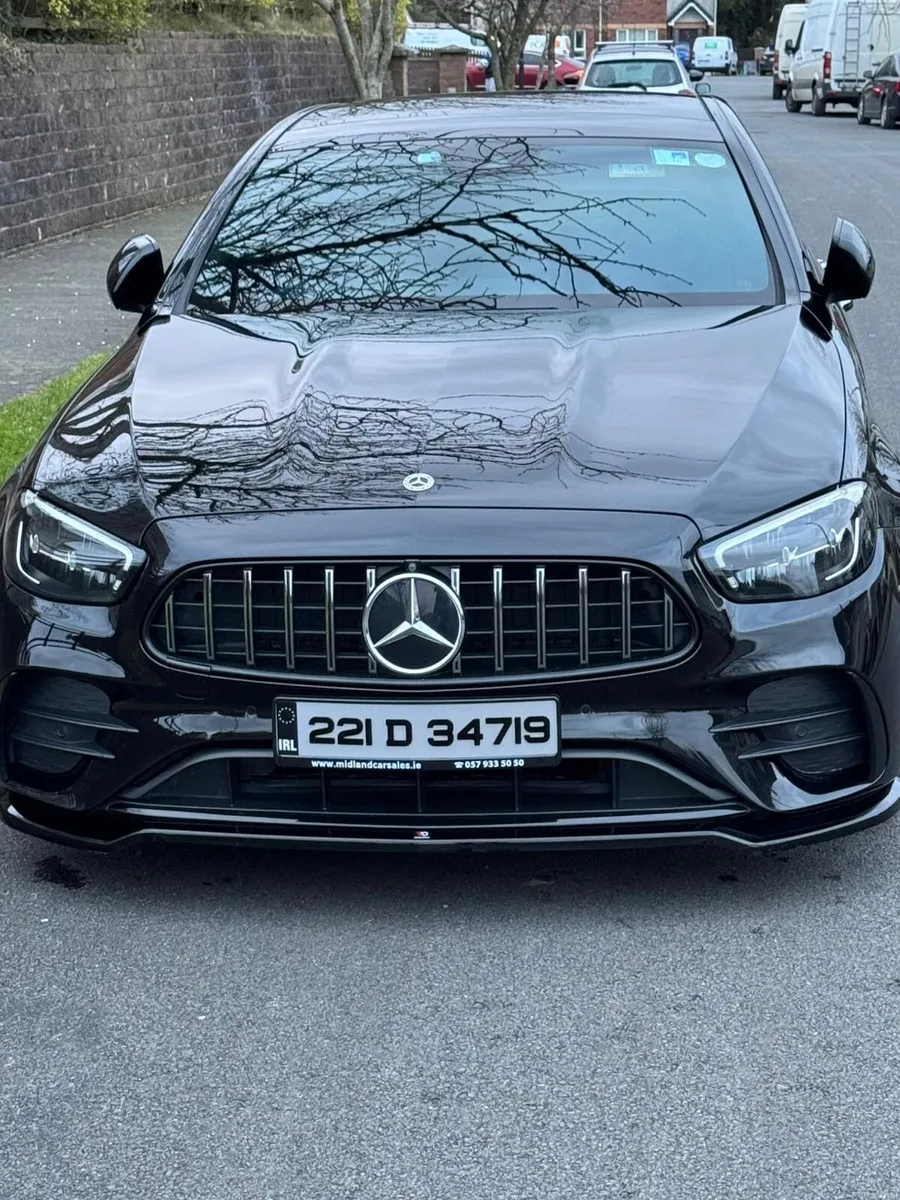 Benz E Class AMG Premium Night ED Pan Roof - Image 3