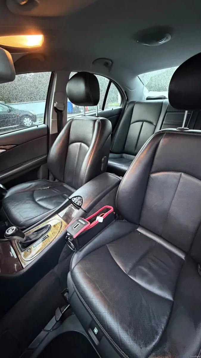Mercedes e class - Image 5