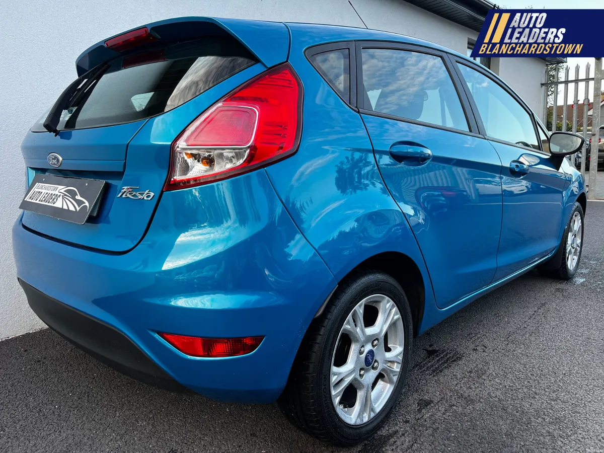 FORD FIESTA ZETEC 1.25 60PS - Image 5