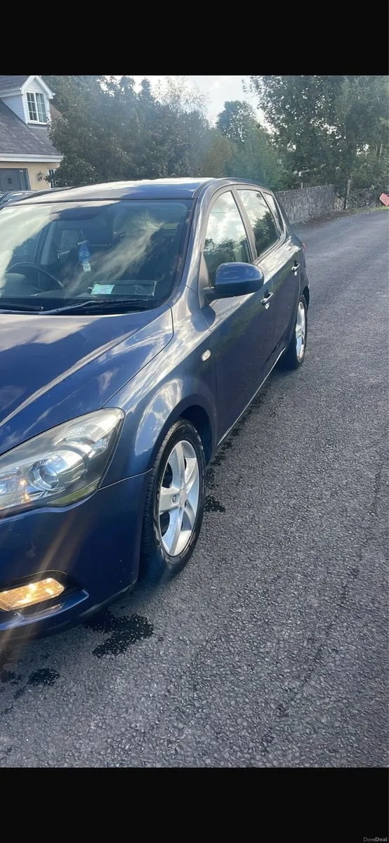 Car - Image 5