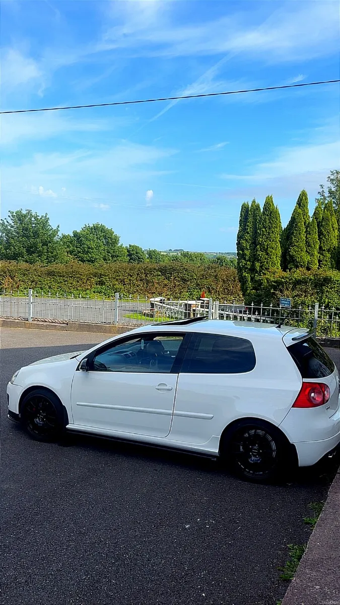 Volkswagen Golf  GTI 2008 - Image 5