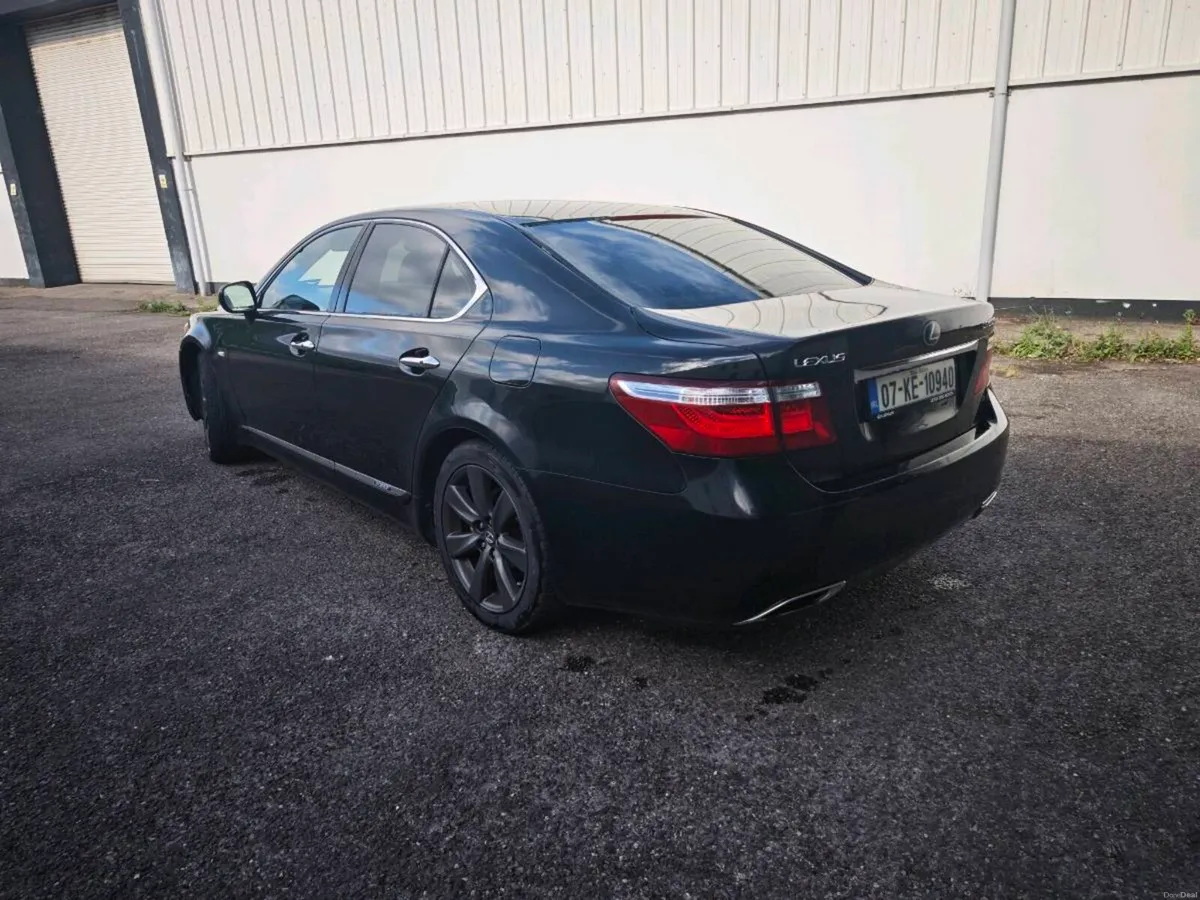 2007 Lexus LS600h - Image 5