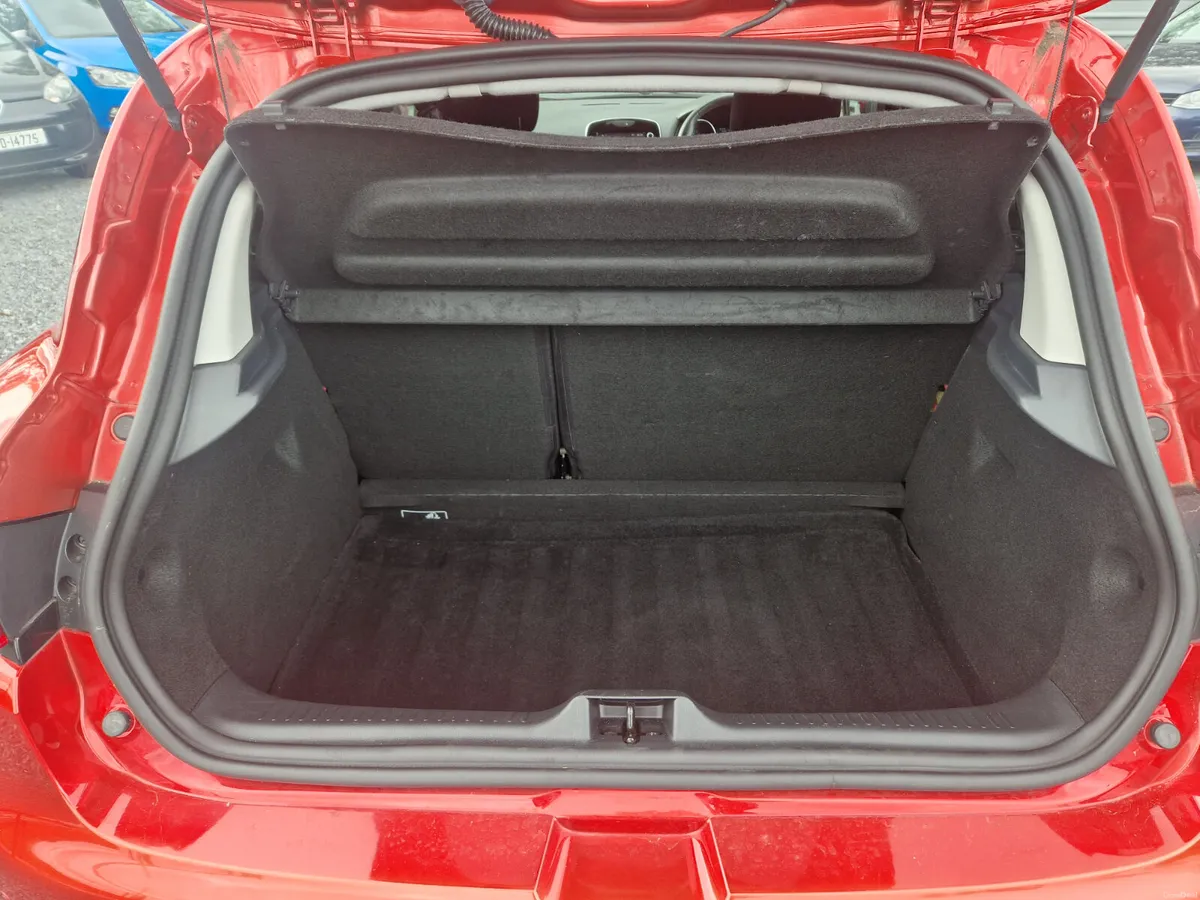18 RENAULT CLIO...LOW KMS... - Image 6