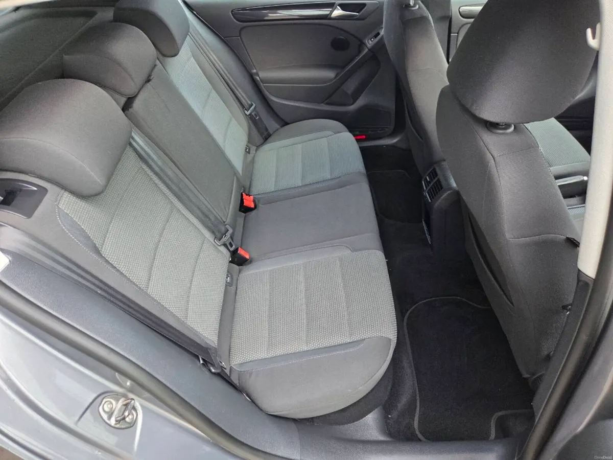 Very Low Mileage VW Golf 1.6Tdi R Line. - Image 6