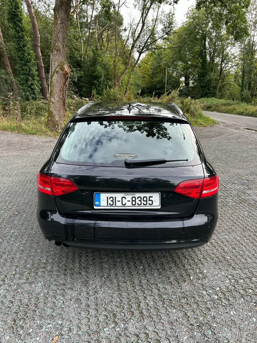 Audi A4  Estate - Image 2
