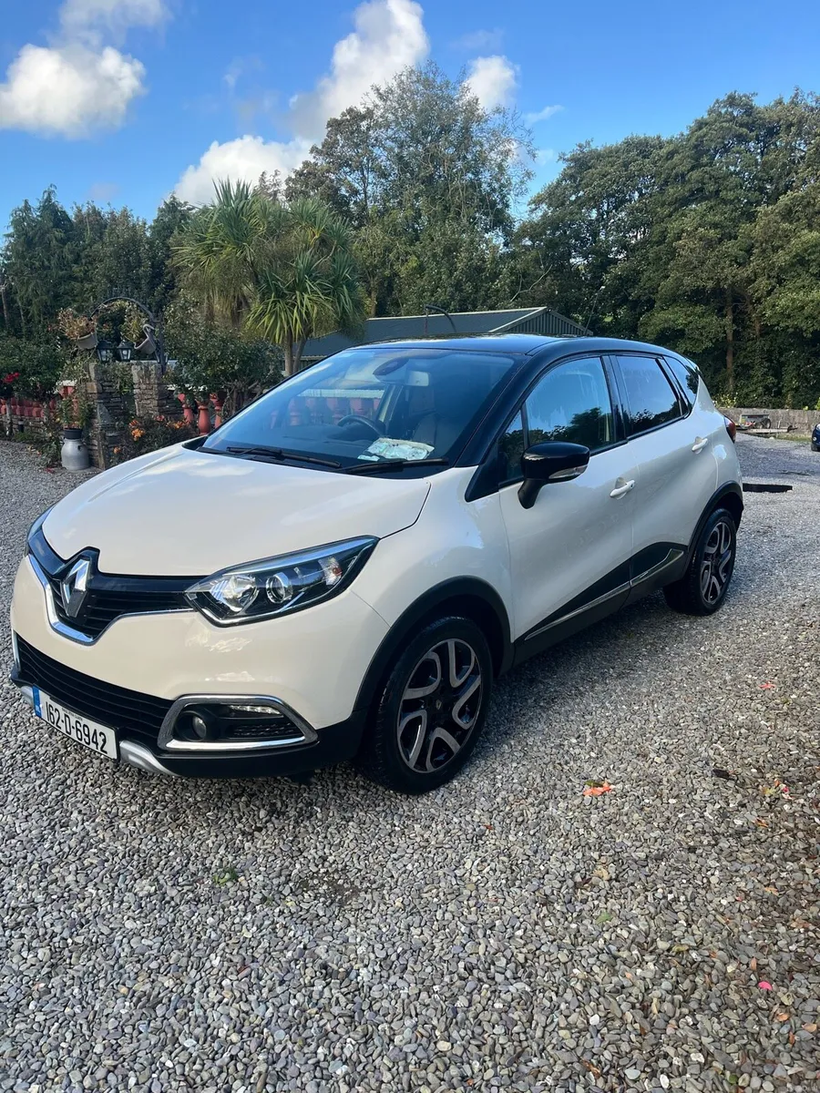 Renault Captur - IMMACULATE - Image 2