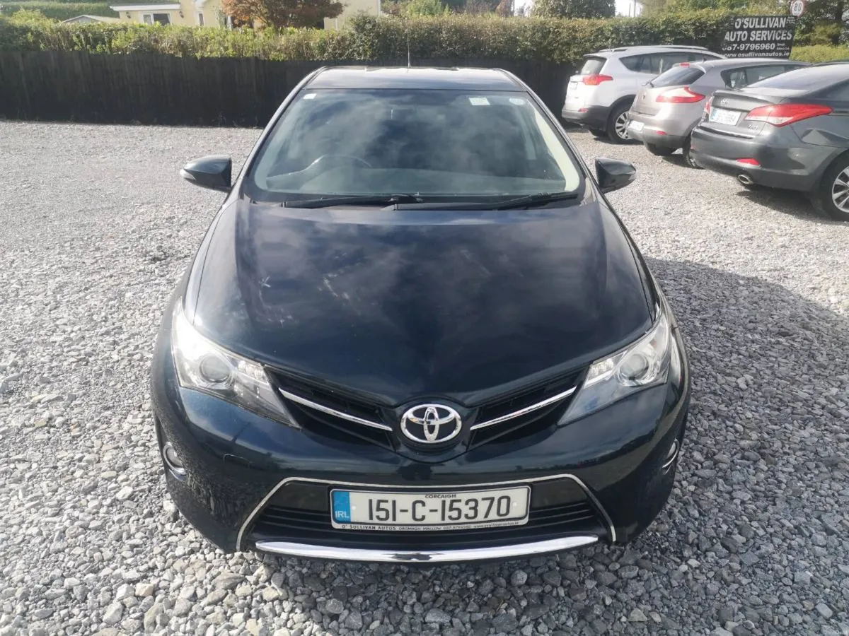 2025 Toyota Auris 1.4 D4D - Image 2