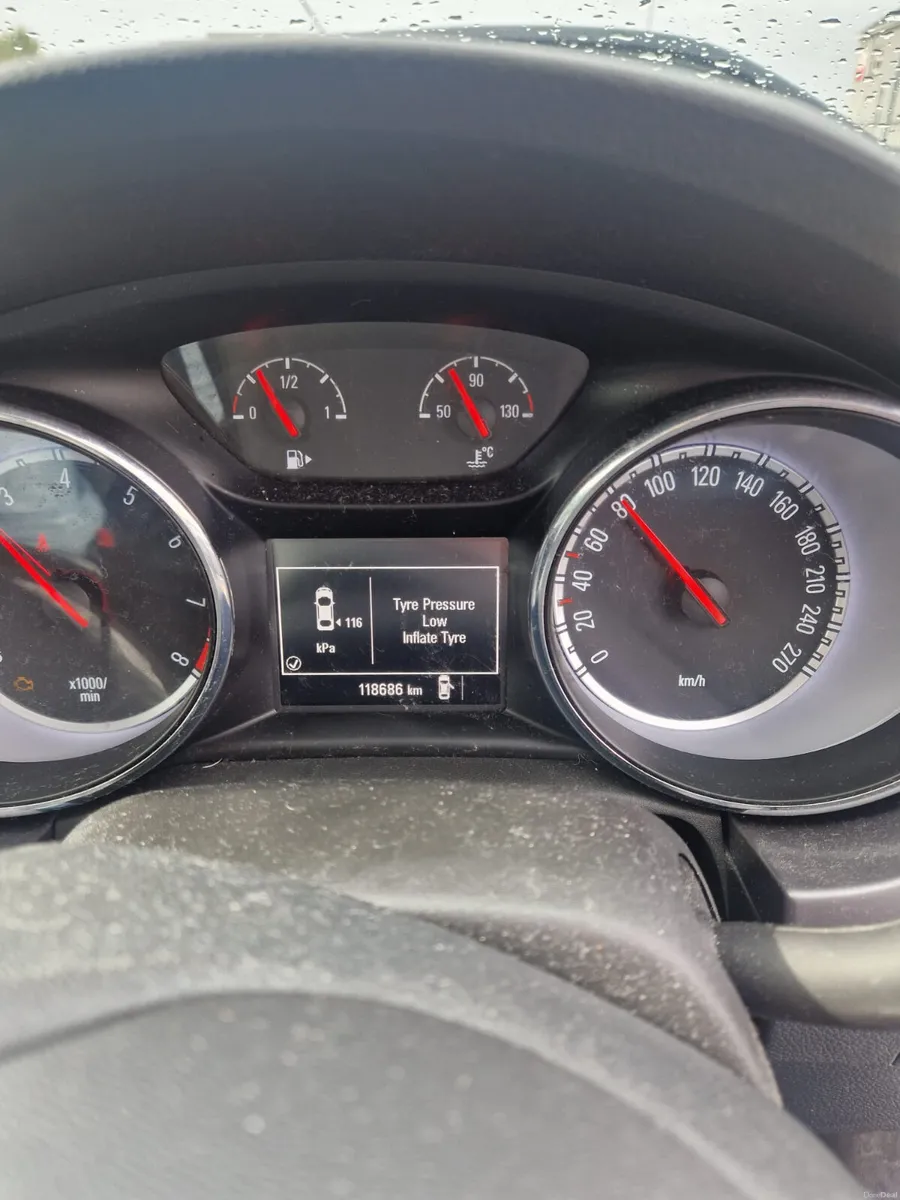 Opel Astra 2016 - Image 4