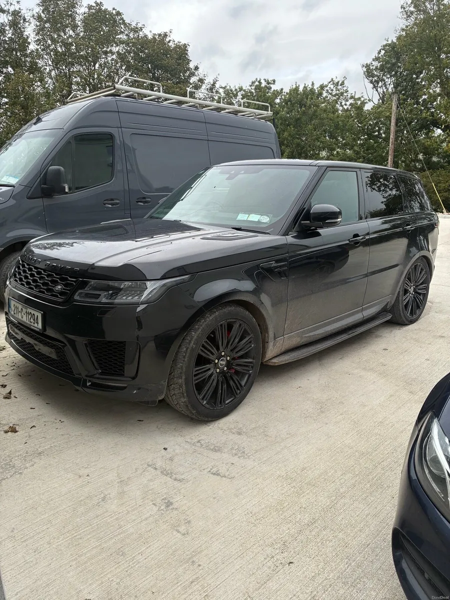 Range Rover Sport - Image 1