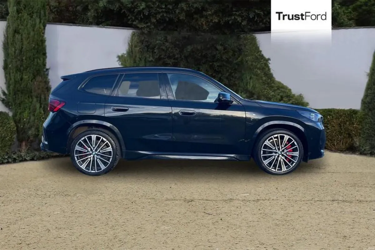 BMW X1 2.0 M35i SUV 5dr Petrol DCT xDrive Euro 6 ( - Image 3