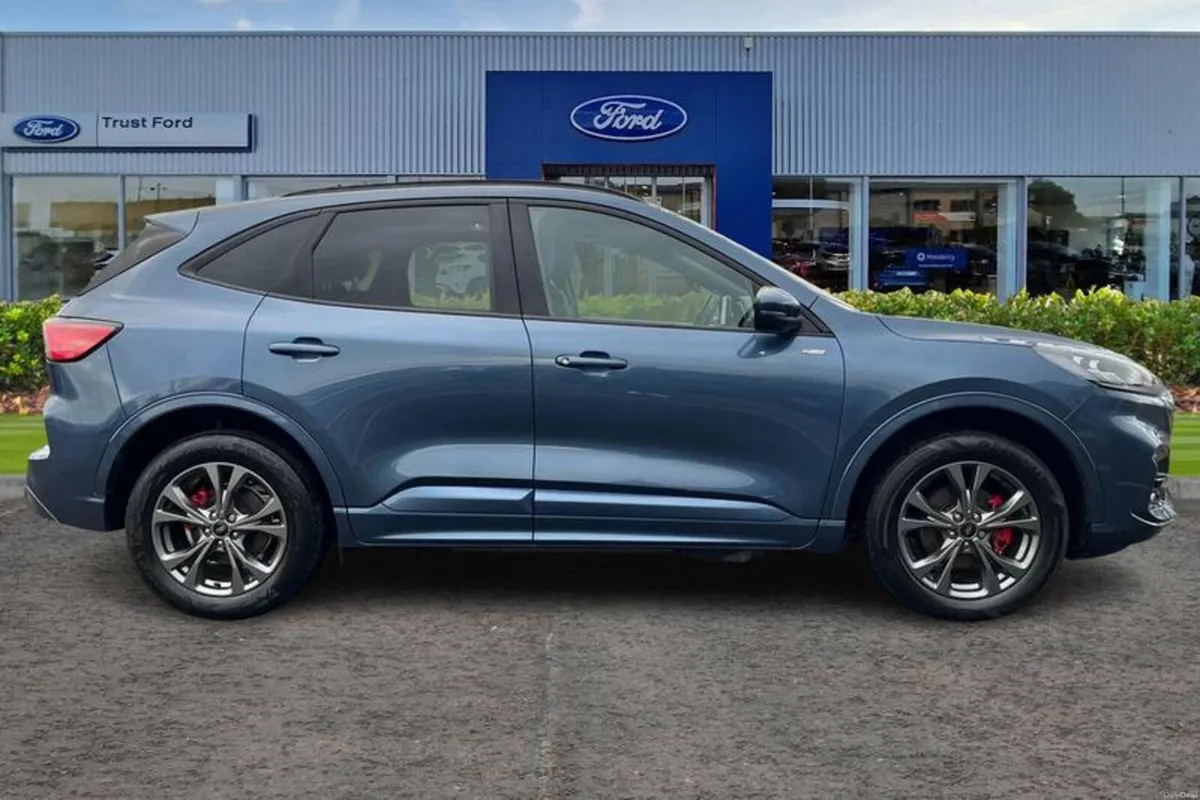 Ford Kuga 2.5 PHEV ST-Line Edition 5dr [AUTO] - RE - Image 3
