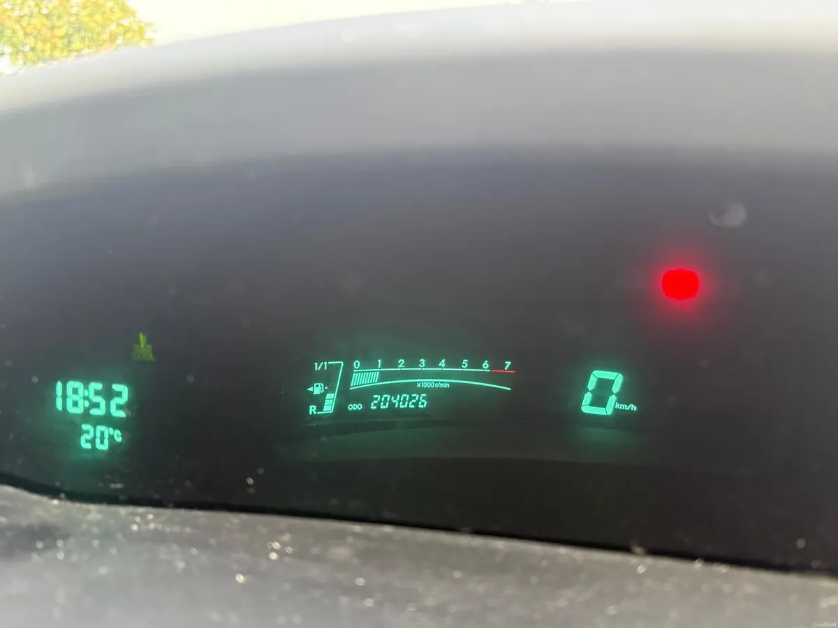 Car - Image 3