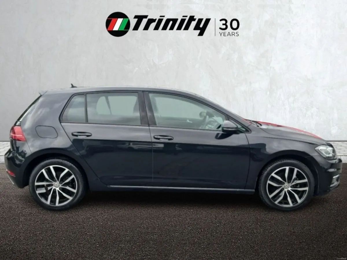 Volkswagen Golf ** HIGHLINE ** HUGE SPEC ** TRINIT - Image 5