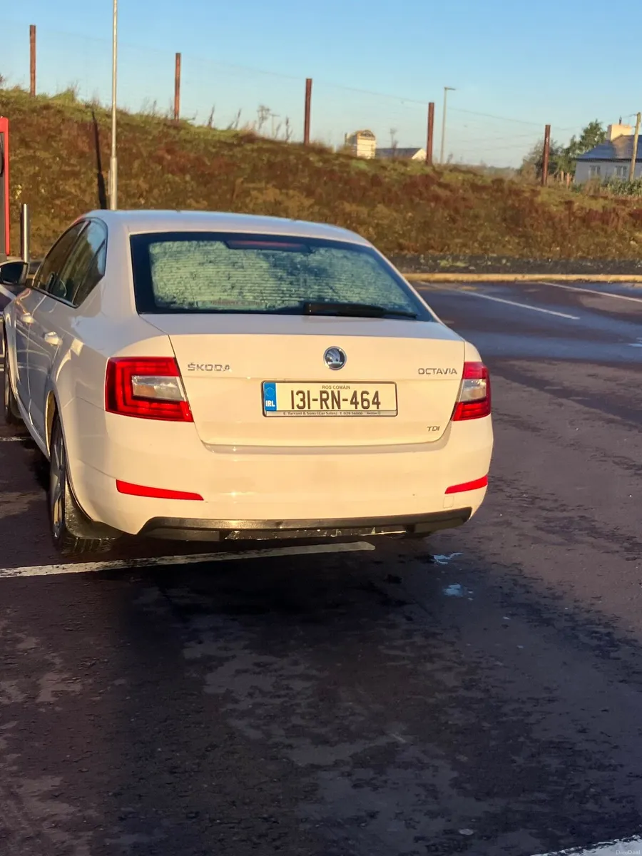 Skoda Octavia 2013 - Image 2