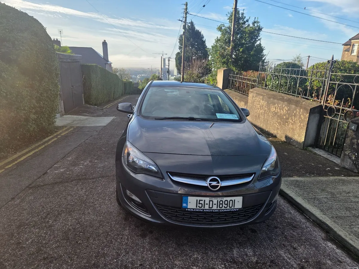 151 Opel Astra 1.6CDTI. Immaculate  Nct& Tax - Image 3