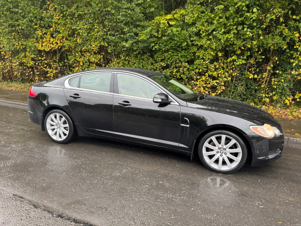 Jaguar XF  read add - Image 2