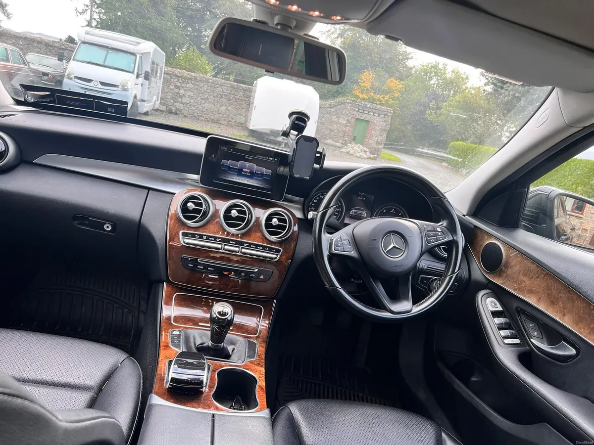 Mercedes - Image 5