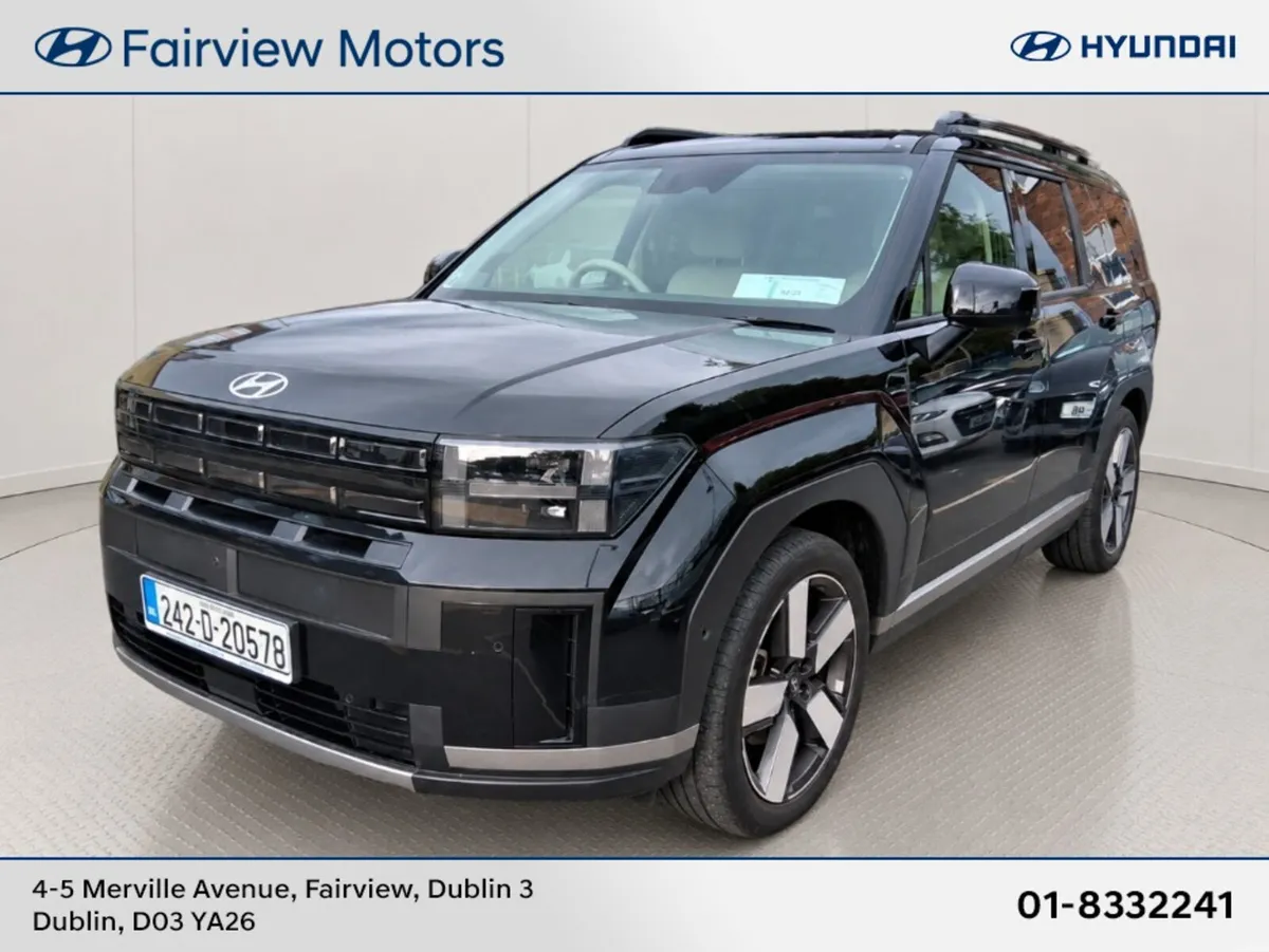 Hyundai Santa Fe PHEV PREMIUM ** VERY LOW KMS ** - Image 3