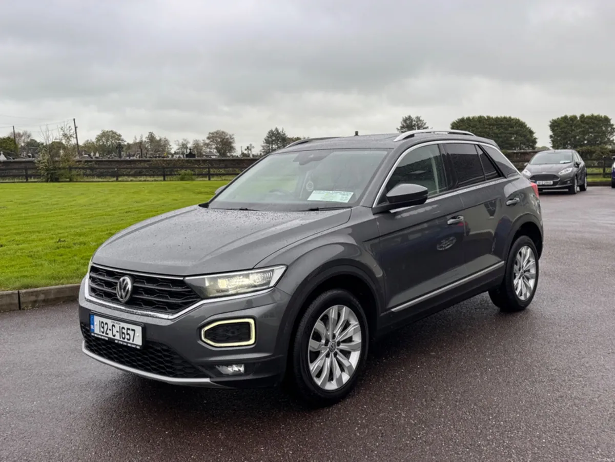 Volkswagen T-Roc SPORT HUGE SPEC 6SPEED FWD 115HP - Image 6