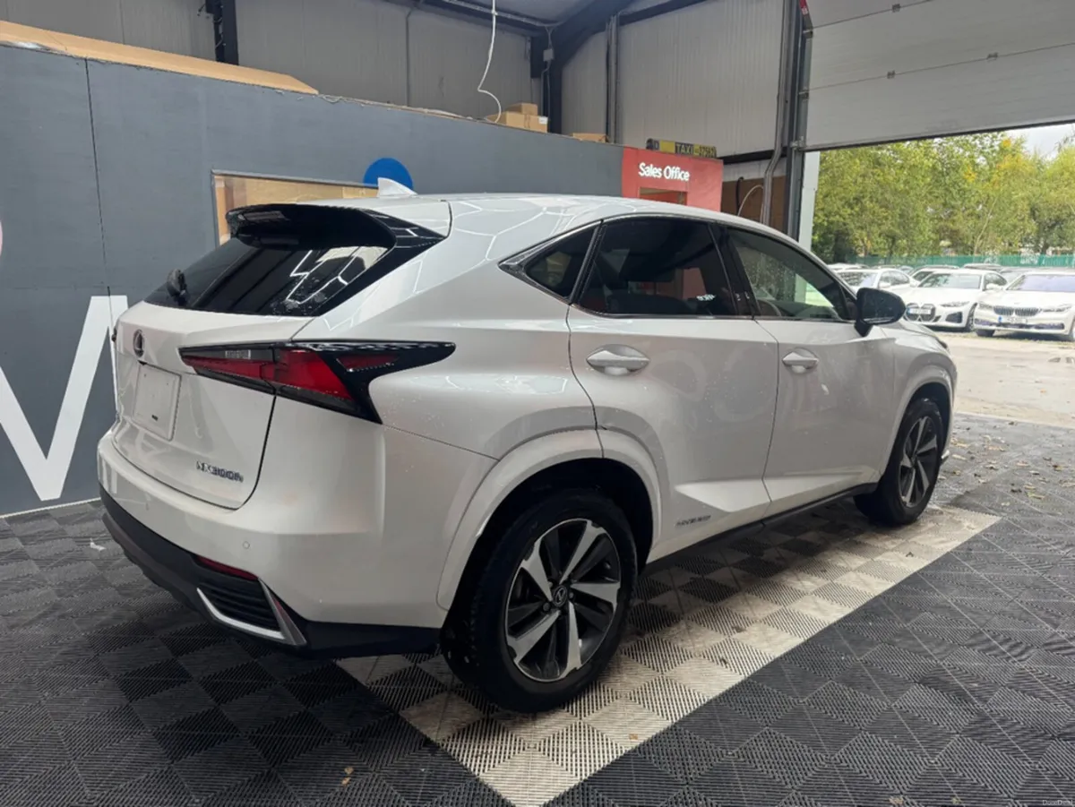 Lexus NX 2020 LEXUS NX 300H / CRUISE CONTROL / PAR - Image 3
