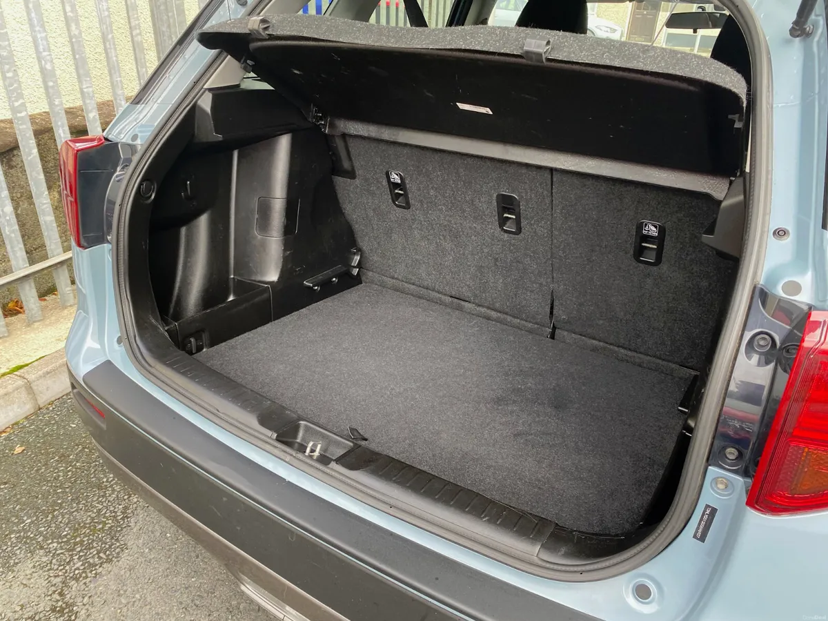 Suzuki Vitara SZ-T 2019 - Image 6
