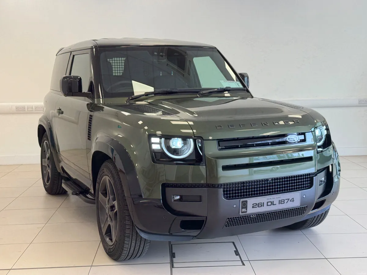 Land Rover Defender 2026 - Image 2