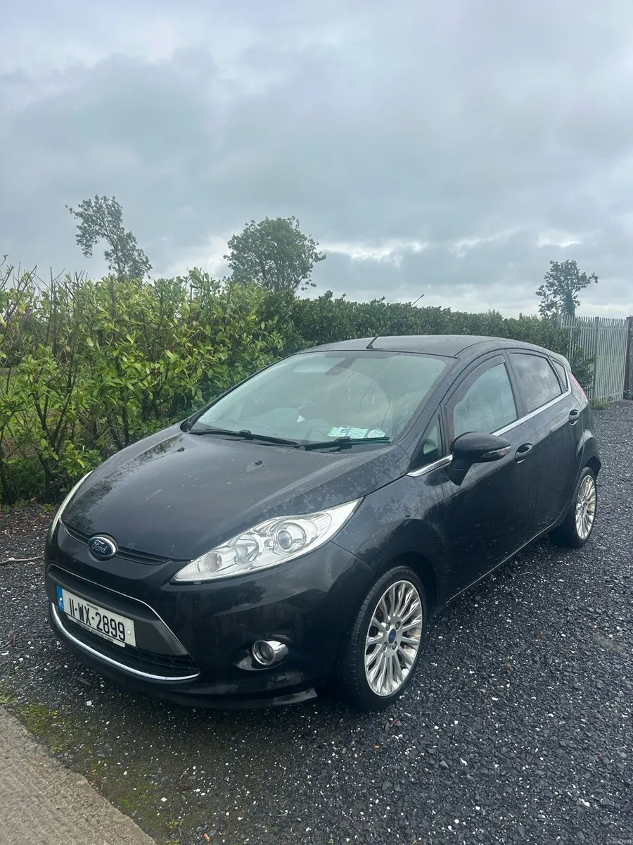 2011 Ford Fiesta - Image 3