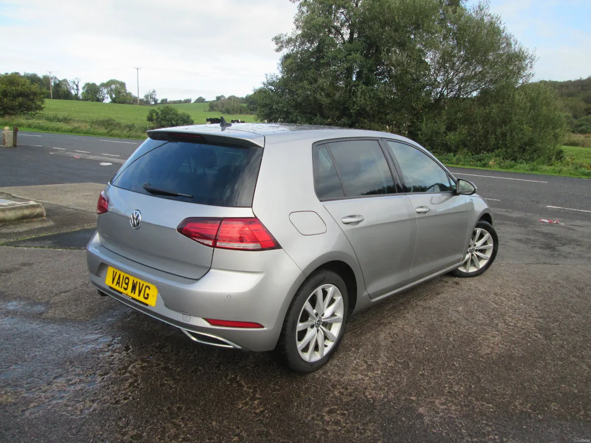 2019  VOLKSWAGEN  GOLF  1.6  TDI  GT  5DR - Image 4