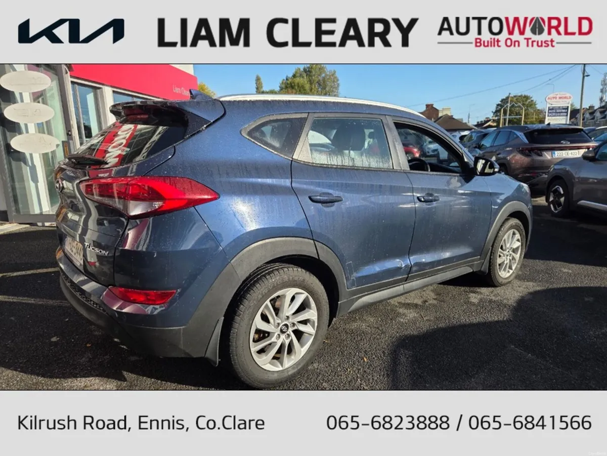 Hyundai Tucson 1.7 SE NAV BLD 116PS 5DR - Image 3