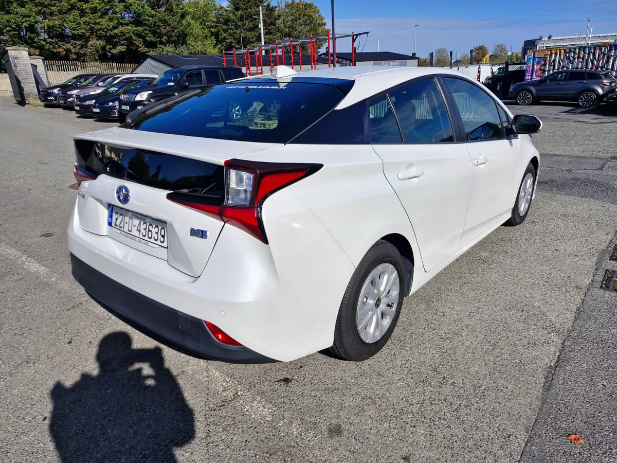 2021 Toyota Prius 1.8L Automatic Hybrid Low Miles - Image 4