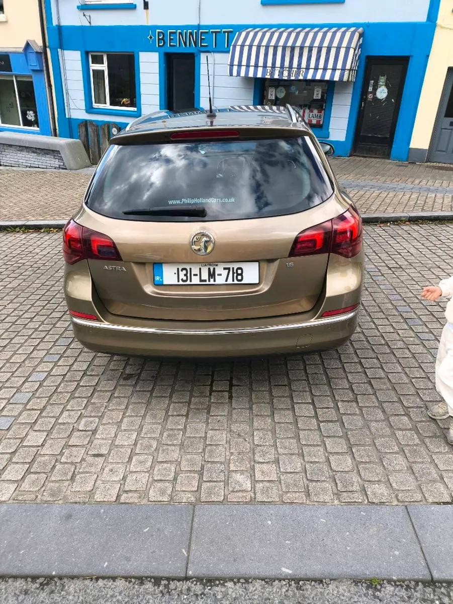 Opel astra 2013 1.6 petrol - Image 2