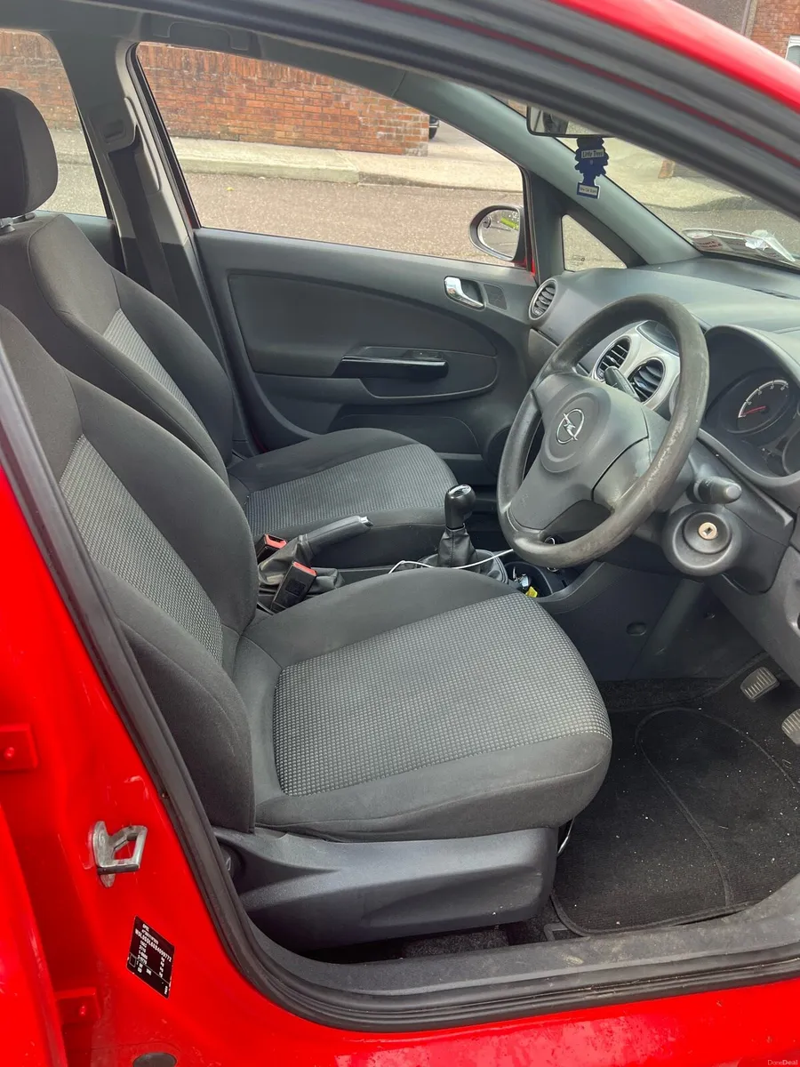 Opel Corsa 2011 fresh NCT and taxed only 119kms - Image 6