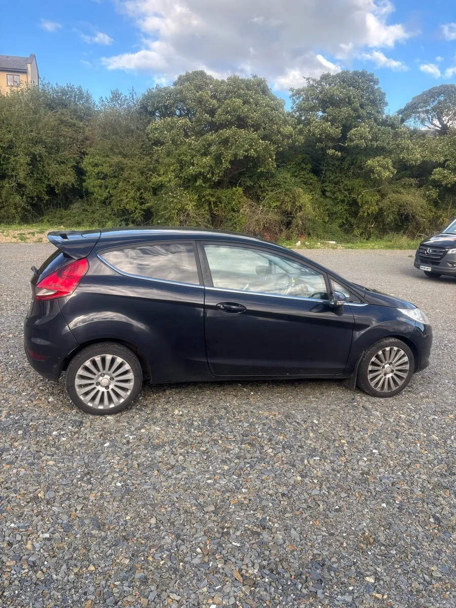 2010 FORD FIESTA DIESEL 1.4 - Image 3