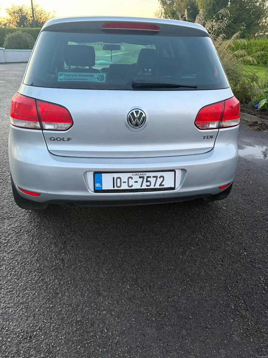 Volkswagen Golf 2010 - Image 3