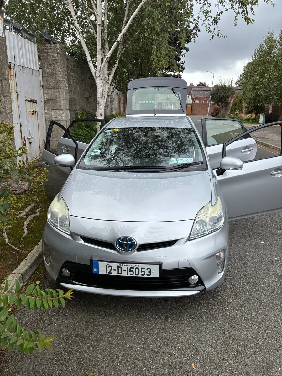 2012 Toyota Prius Hybrid, 178,908 km - Image 4