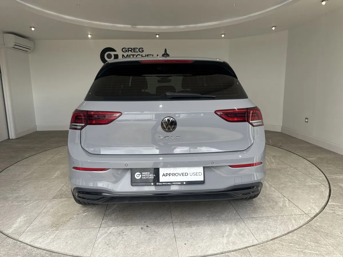 Volkswagen Golf 2022 - Image 6
