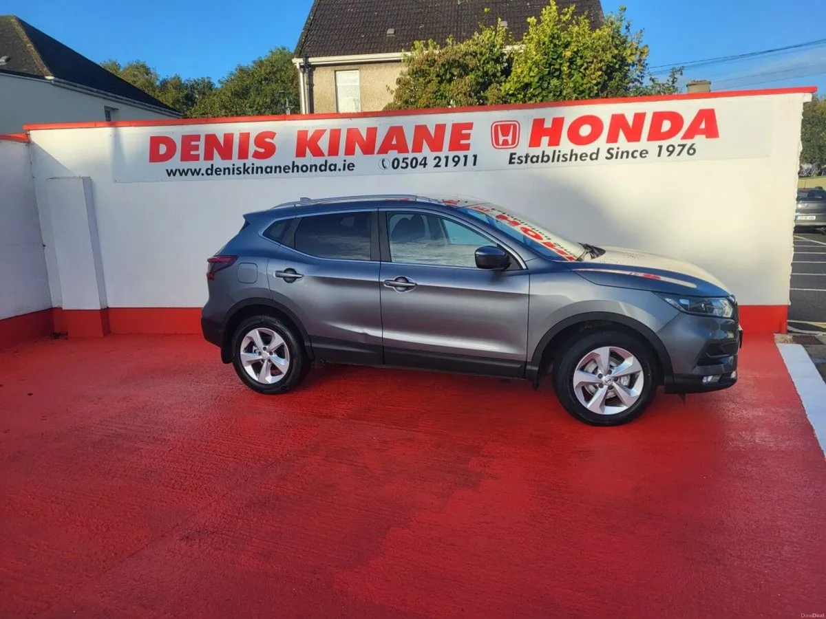 Nissan Qashqai 1.5 DSL SV - Image 1