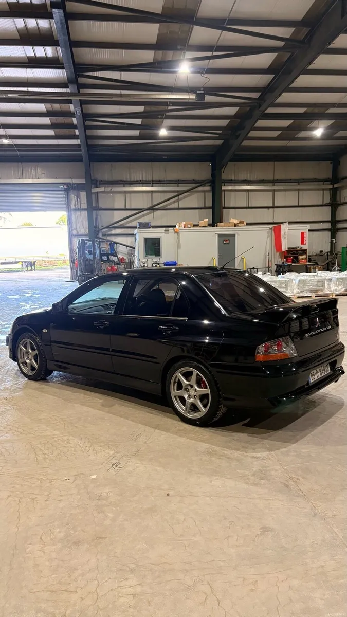 Mitsubishi Evo 8 - Image 2